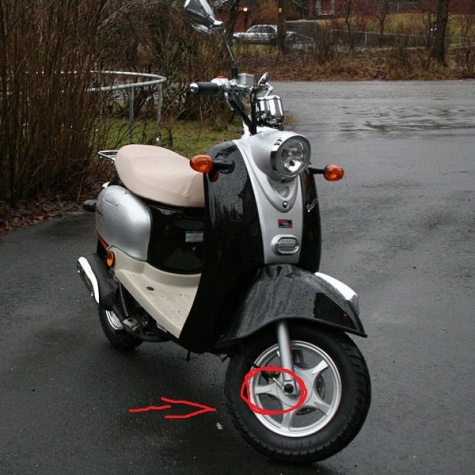 Namn:  600px-Baotian_BT-Retro.jpg
Visningar: 151
Storlek:  91,8 KB