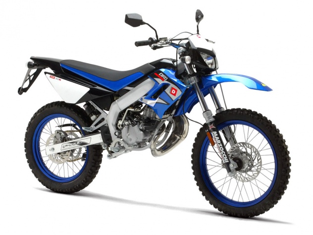 Namn:  derbi_senda_drd_racing_50-r.jpg
Visningar: 354
Storlek:  90,2 KB