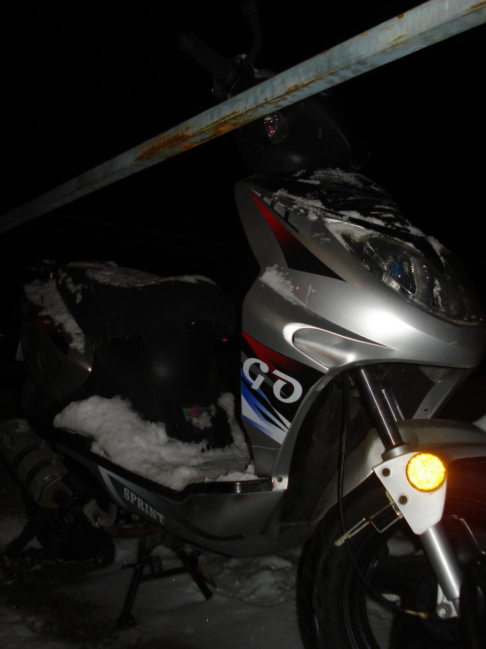 Moped 010