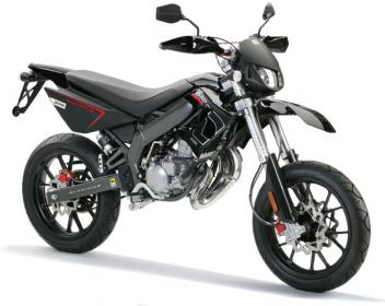 Namn:  derbi-drd-racing-50-sm-le.jpg
Visningar: 18670
Storlek:  17,4 KB