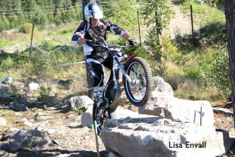 Namn:  315092_237225726329207_100001253432594_713301_545555080_n.jpg
Visningar: 462
Storlek:  102,7 KB