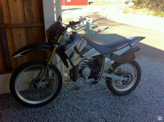 Namn:  8998383183.jpg
Visningar: 488
Storlek:  96,2 KB
