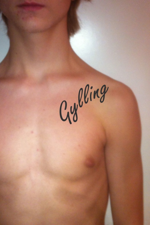 Namn:  Gylling Tattoo.jpg
Visningar: 2813
Storlek:  91,9 KB