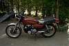 CB650 -82 Nedriven i bitar och väntar på vevaxel.