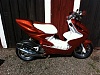 Min nya yamaha aerox! :) fler bilder kommer inom kort på både derbin och aeroxen!