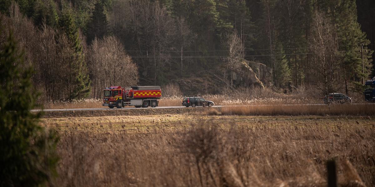 Två bilar i krock vid Bratterödsleden – en person till sjukhus