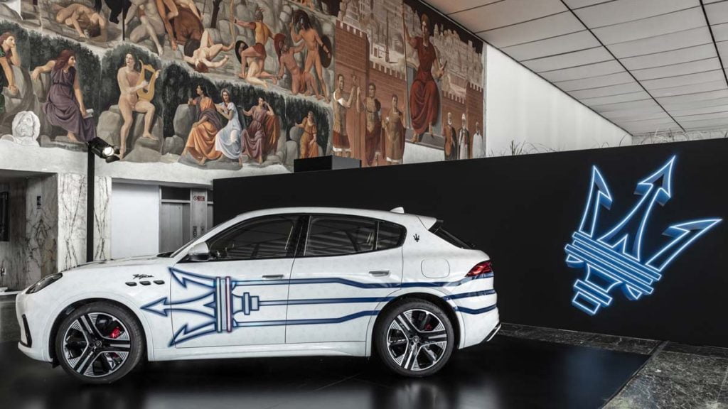 Maserati visar första bilderna på elbilen Grecale Folgore