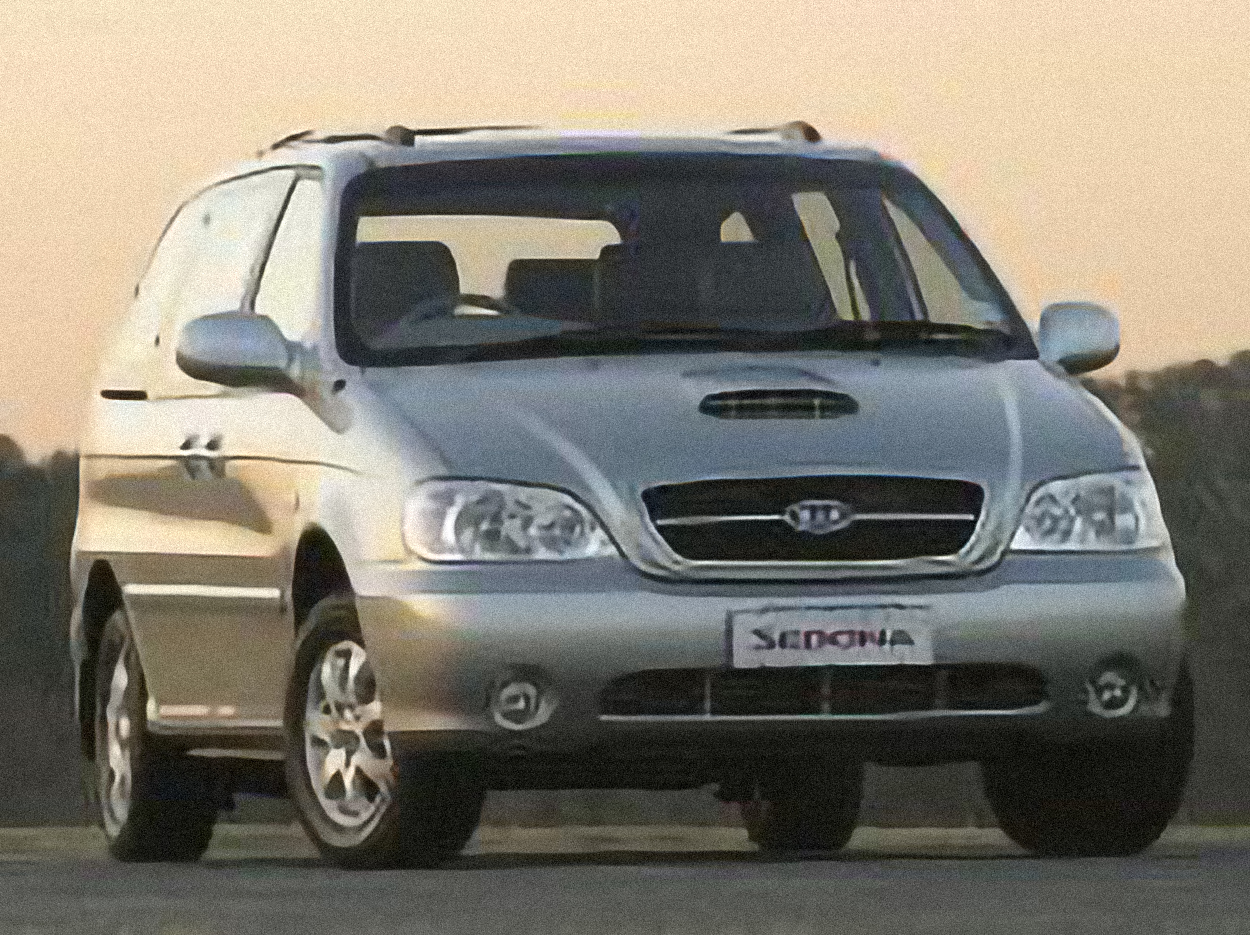 Kia Sedona 2.5 – årsmodell 2006 i bild Bild på Kia Sedona 2.5 – årsmodell 2006