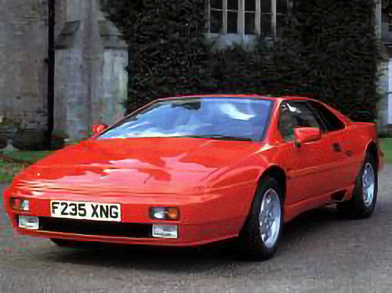 Lotus Esprit 2.2 – årsmodell 1988 i bild Bild på Lotus Esprit 2.2 – årsmodell 1988