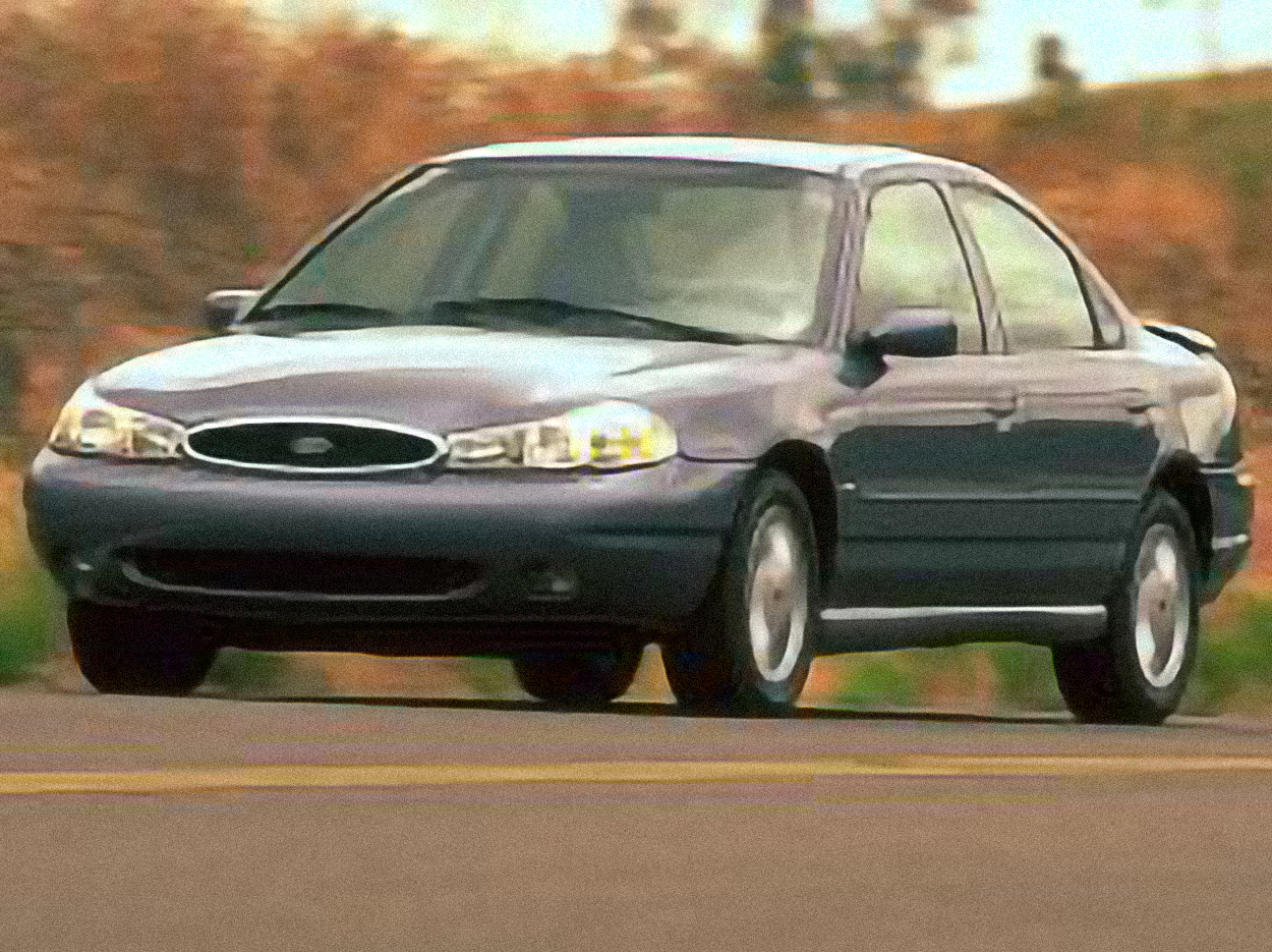 Ford Contour Clipper – årsmodell 1996 i bild Bild på Ford Contour Clipper – årsmodell 1996