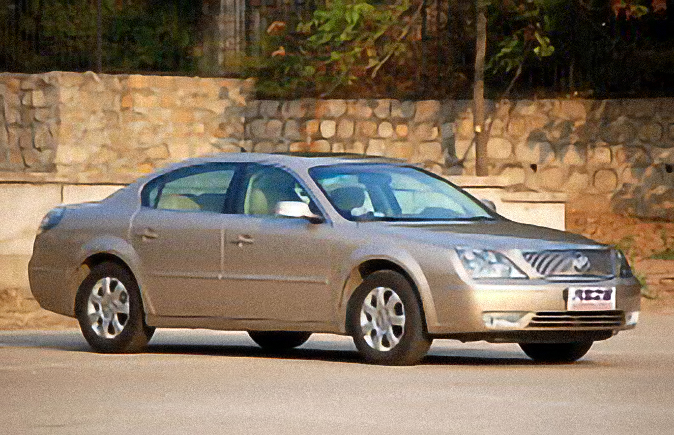 Buick LaCrosse CX – årsmodell 2006 i bild Bild på Buick LaCrosse CX – årsmodell 2006