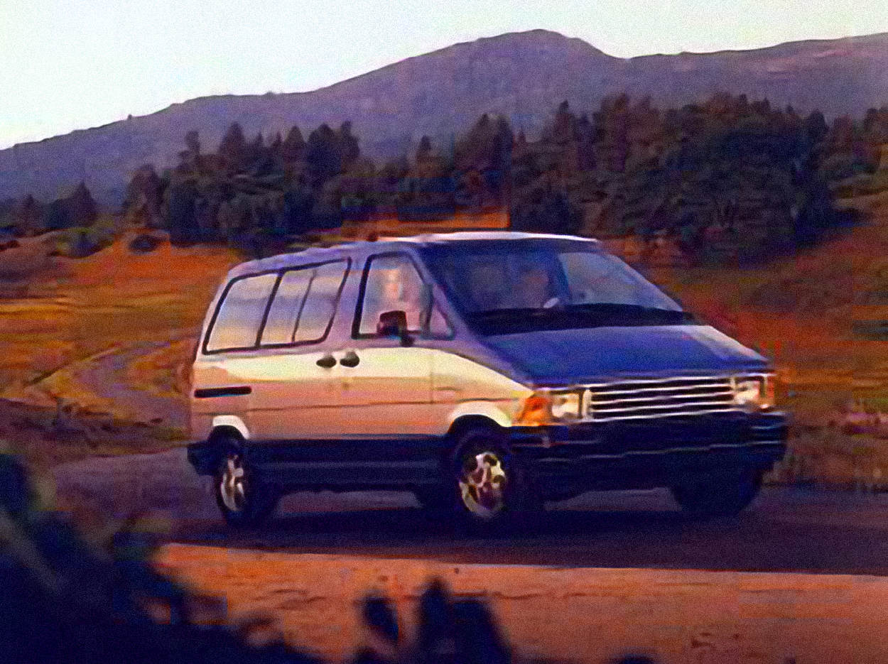Ford Aerostar V6 – årsmodell 1987 i bild Bild på Ford Aerostar V6 – årsmodell 1987