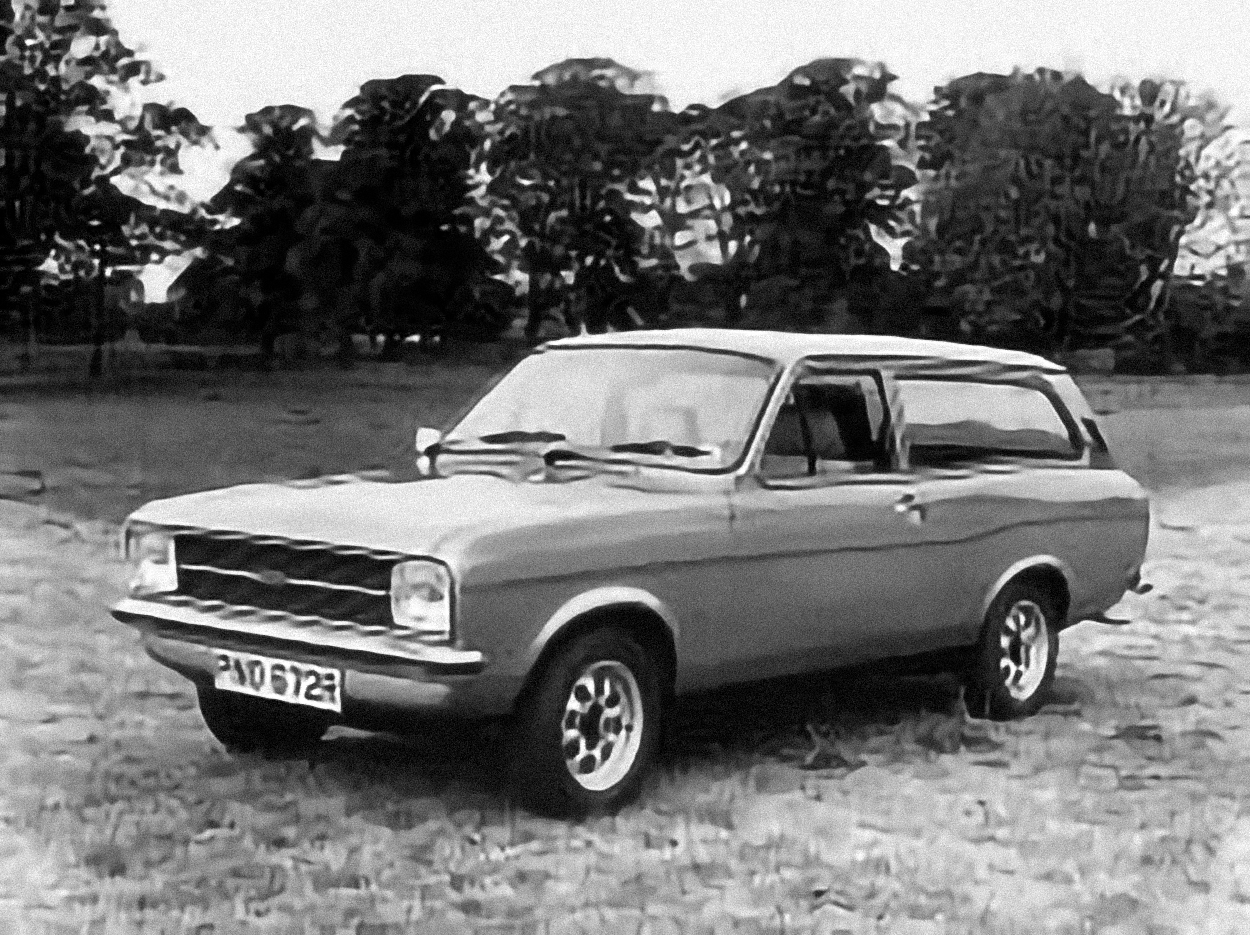 Ford Escort 1.6 Turnier – årsmodell 1975 i bild Bild på Ford Escort 1.6 Turnier – årsmodell 1975