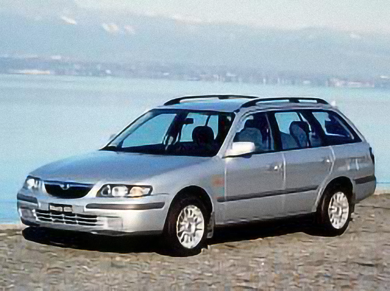 Mazda 626 Wagon 2.0 D – årsmodell 1999 i bild Bild på Mazda 626 Wagon 2.0 D – årsmodell 1999