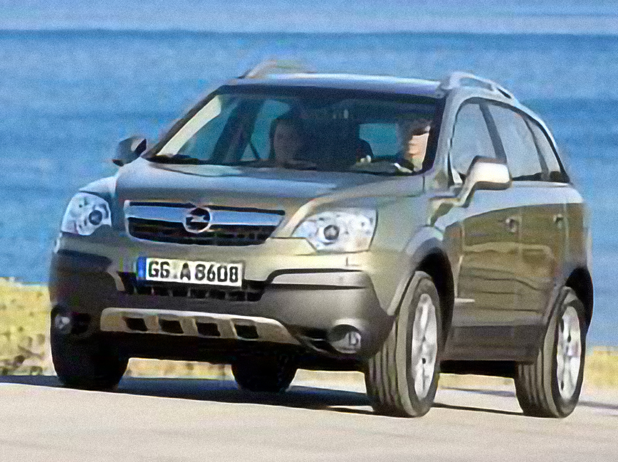 Opel Antara 2.0 CDTi Automatic – årsmodell 2009 i bild Bild på Opel Antara 2.0 CDTi Automatic – årsmodell 2009