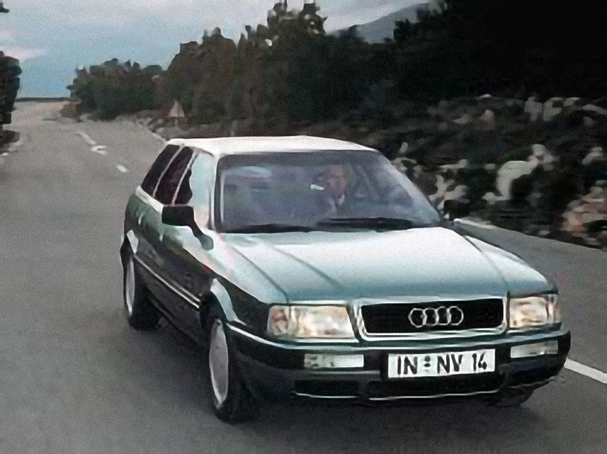 Audi 80 2.0 E Quattro – årsmodell 1991 i bild Bild på Audi 80 2.0 E Quattro – årsmodell 1991