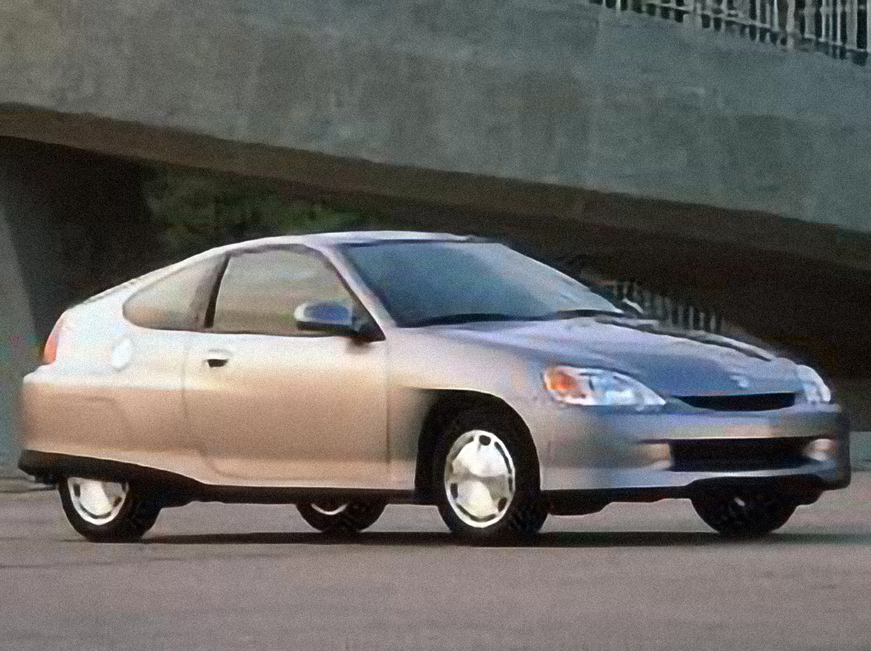 Honda Insight – årsmodell 2004 i bild Bild på Honda Insight – årsmodell 2004
