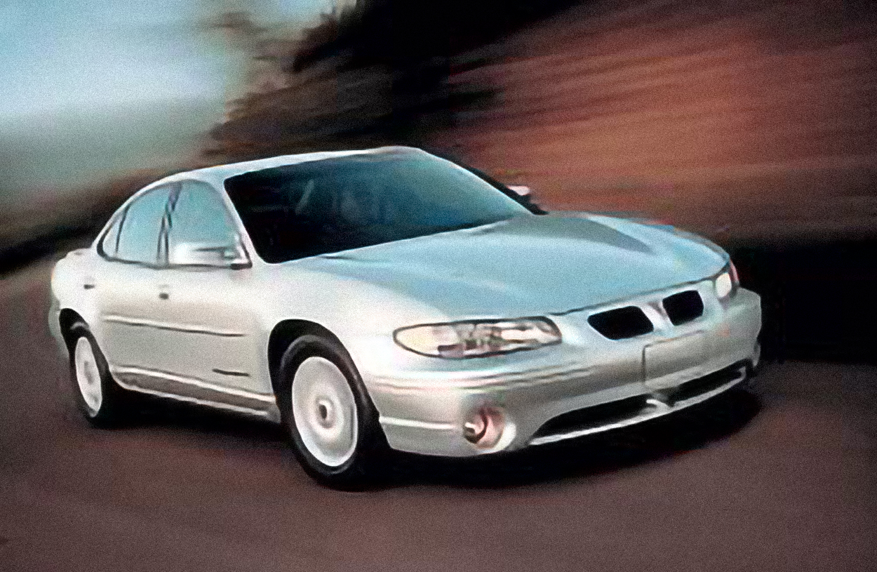 Pontiac Grand Prix – årsmodell 2002 i bild Bild på Pontiac Grand Prix – årsmodell 2002