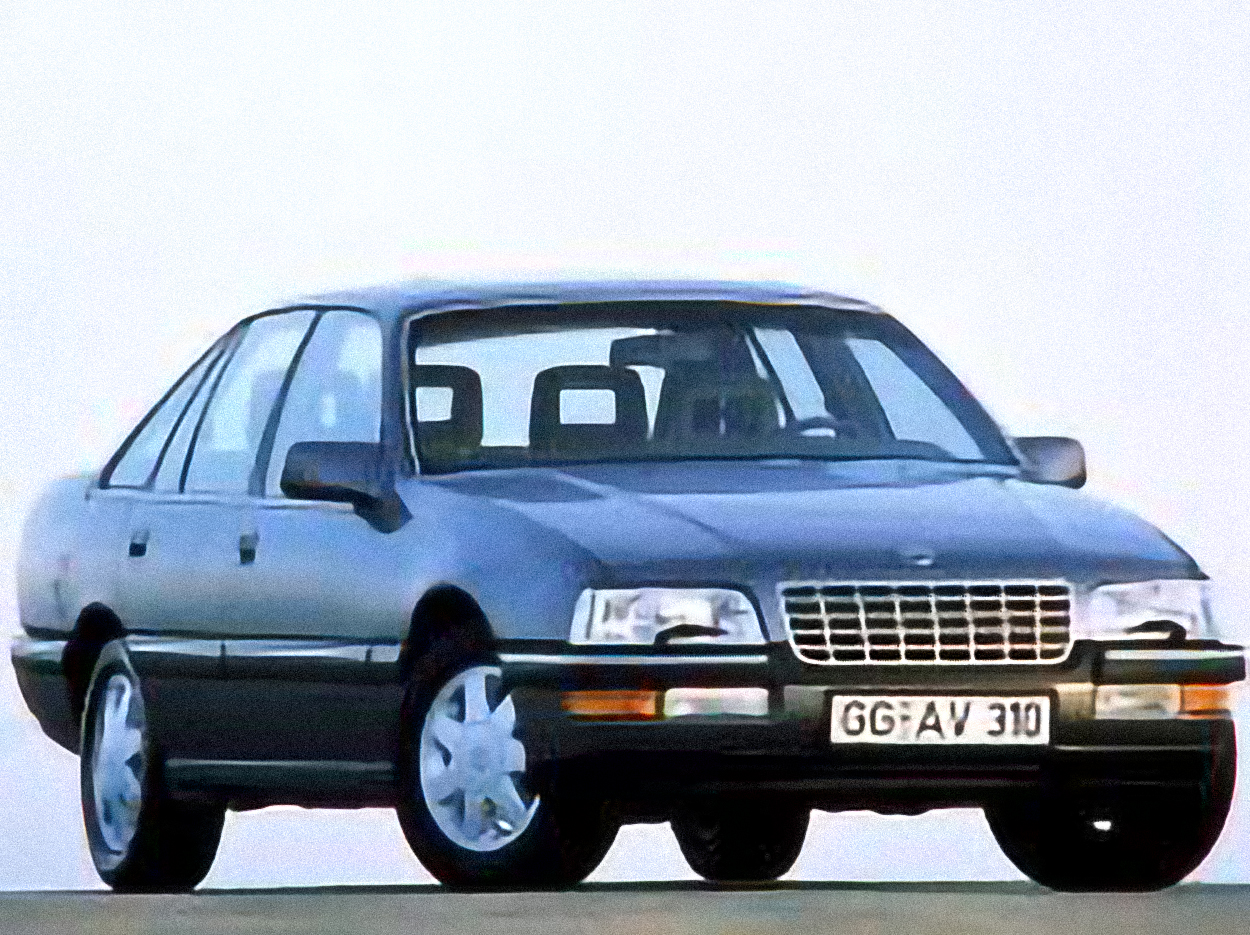 Opel Senator 3.0i Automatic – årsmodell 1987 i bild Bild på Opel Senator 3.0i Automatic – årsmodell 1987