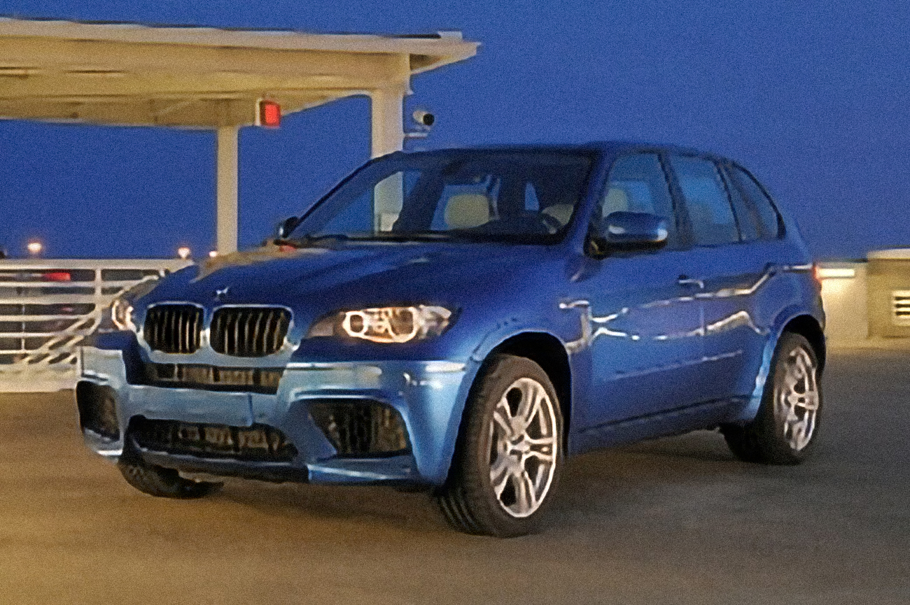 BMW X5 M Base – årsmodell 2013 i bild Bild på BMW X5 M Base – årsmodell 2013