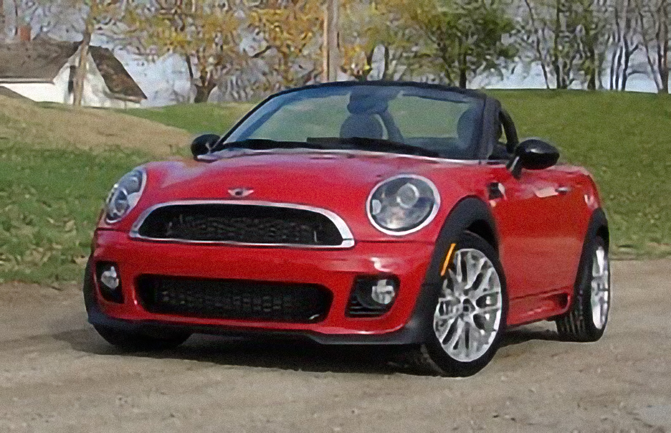 Mini Roadster Cooper S – årsmodell 2013 i bild Bild på Mini Roadster Cooper S – årsmodell 2013