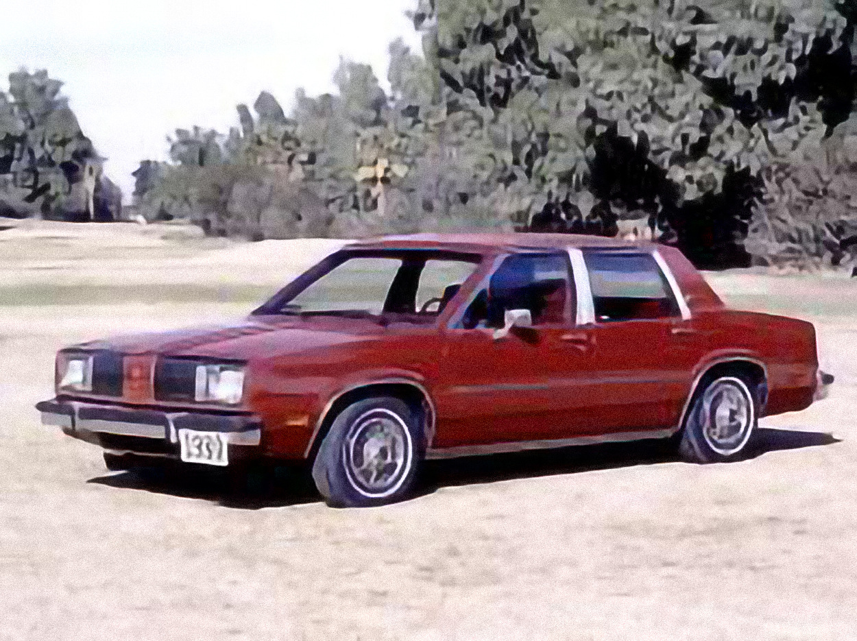 Oldsmobile Omega – årsmodell 1981 i bild Bild på Oldsmobile Omega – årsmodell 1981