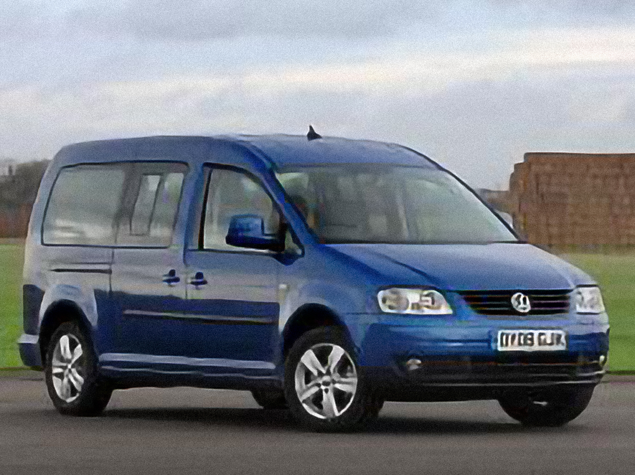 Volkswagen Caddy 1.9 TDi Life – årsmodell 2012 i bild Bild på Volkswagen Caddy 1.9 TDi Life – årsmodell 2012