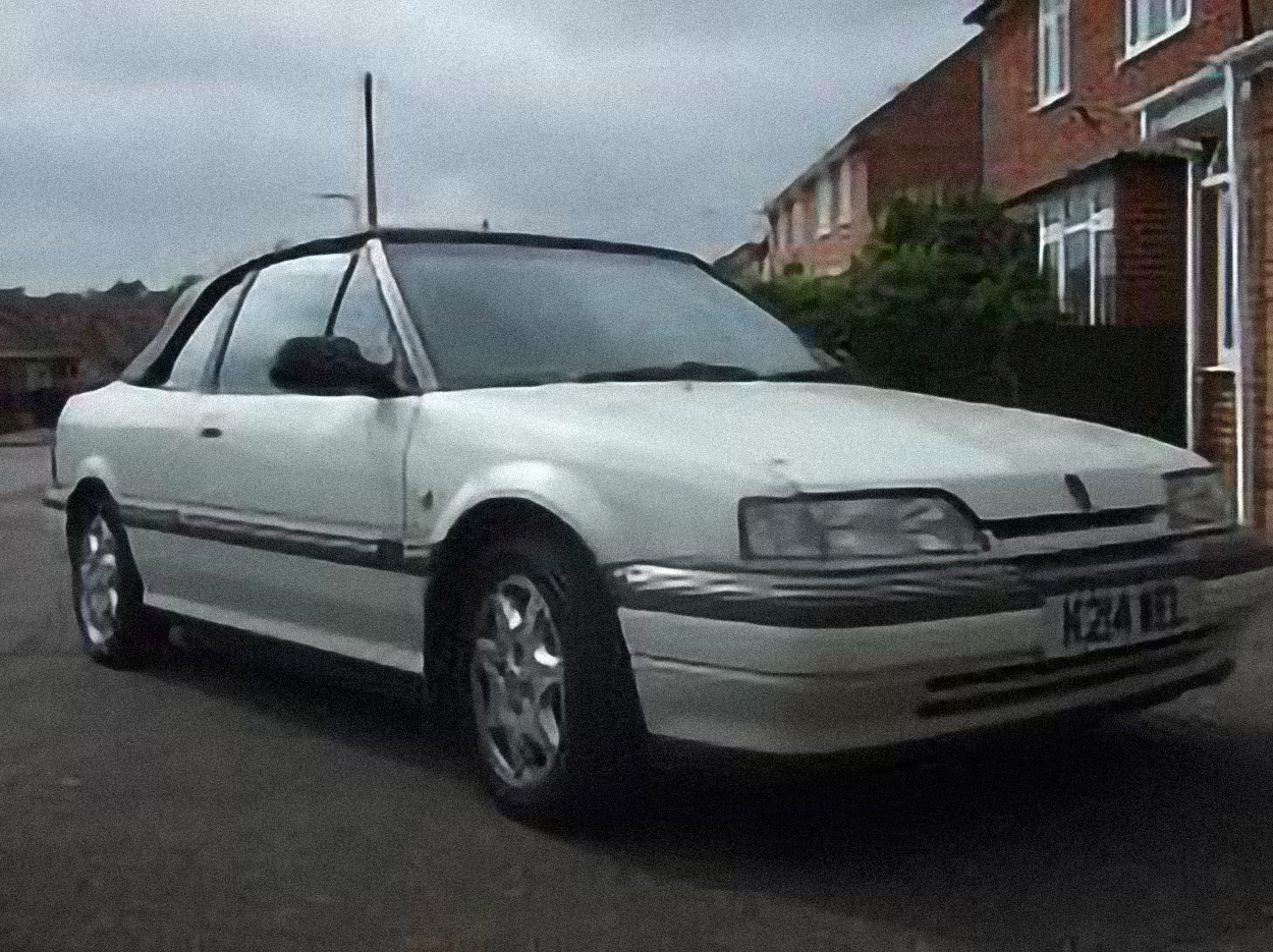 Rover 200 2 – årsmodell 1993 i bild Bild på Rover 200 2 – årsmodell 1993
