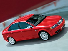 Audi S4 Avant Quattro – årsmodell 2006 i bild Bild på Audi S4 Avant Quattro – årsmodell 2006