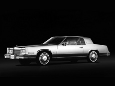 Cadillac Eldorado – årsmodell 1982 i bild Bild på Cadillac Eldorado – årsmodell 1982