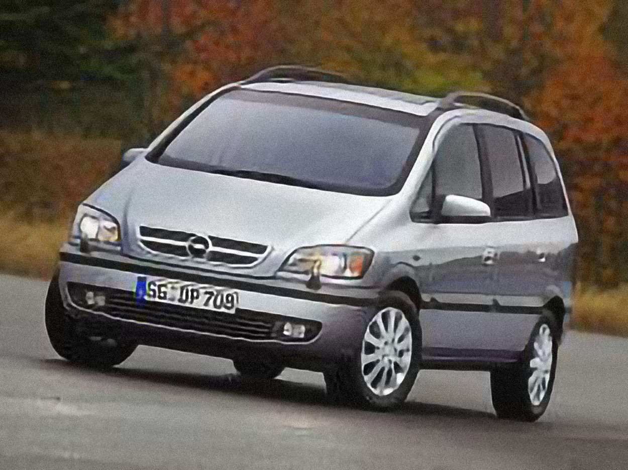 Opel Zafira 2.2 – årsmodell 2004 i bild Bild på Opel Zafira 2.2 – årsmodell 2004