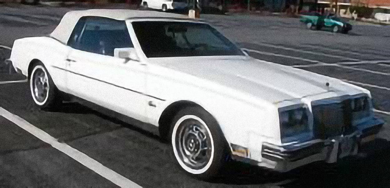 Buick Riviera – årsmodell 1986 i bild Bild på Buick Riviera – årsmodell 1986