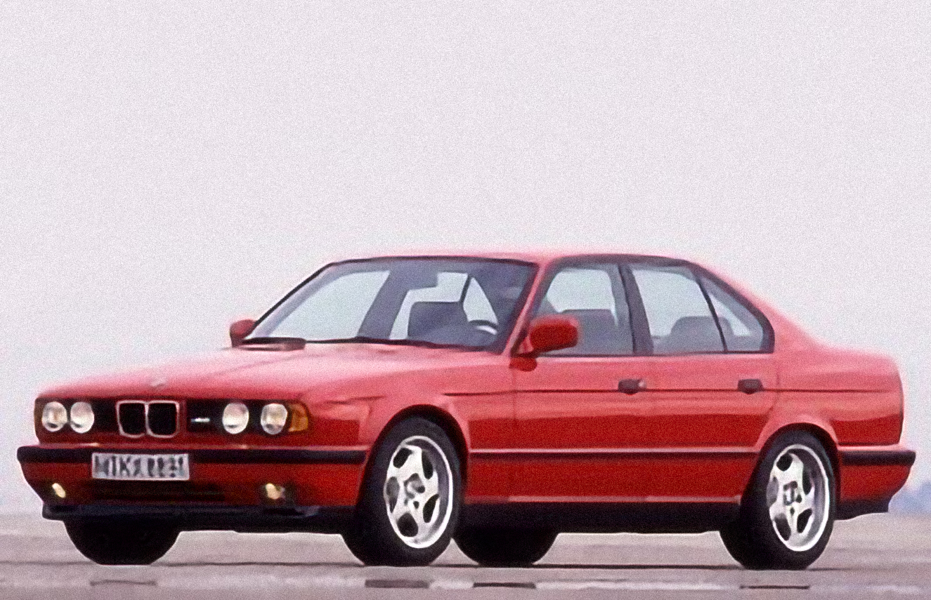 BMW M5 – årsmodell 1994 i bild Bild på BMW M5 – årsmodell 1994