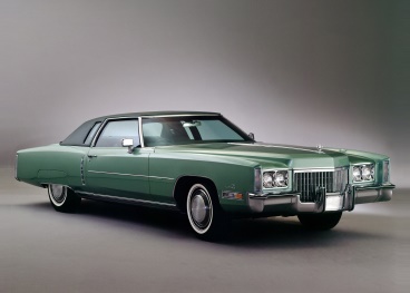 Cadillac Eldorado Convertible – årsmodell 1975 i bild Bild på Cadillac Eldorado Convertible – årsmodell 1975