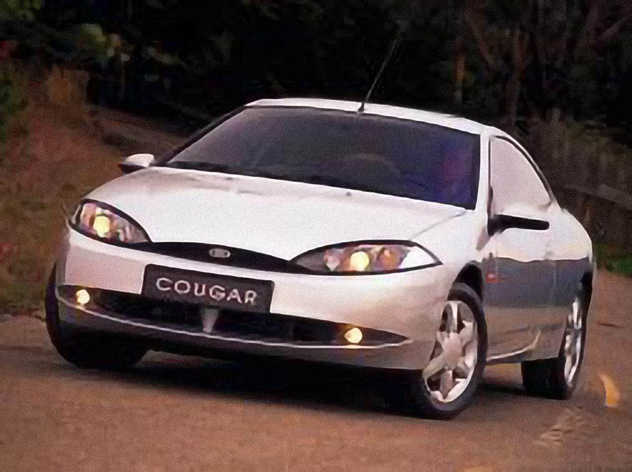 Ford Cougar 2.5 – årsmodell 1999 i bild Bild på Ford Cougar 2.5 – årsmodell 1999