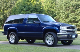 Chevrolet Blazer S10 – årsmodell 1994 i bild Bild på Chevrolet Blazer S10 – årsmodell 1994