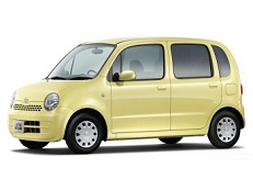 Daihatsu Move Automatic – årsmodell 2004 i bild Bild på Daihatsu Move Automatic – årsmodell 2004