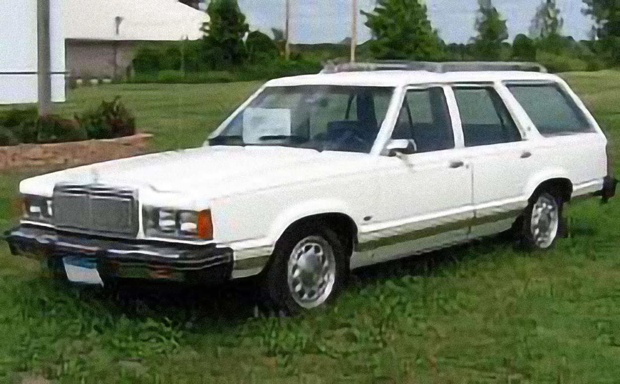 Mercury Cougar – årsmodell 1982 i bild Bild på Mercury Cougar – årsmodell 1982