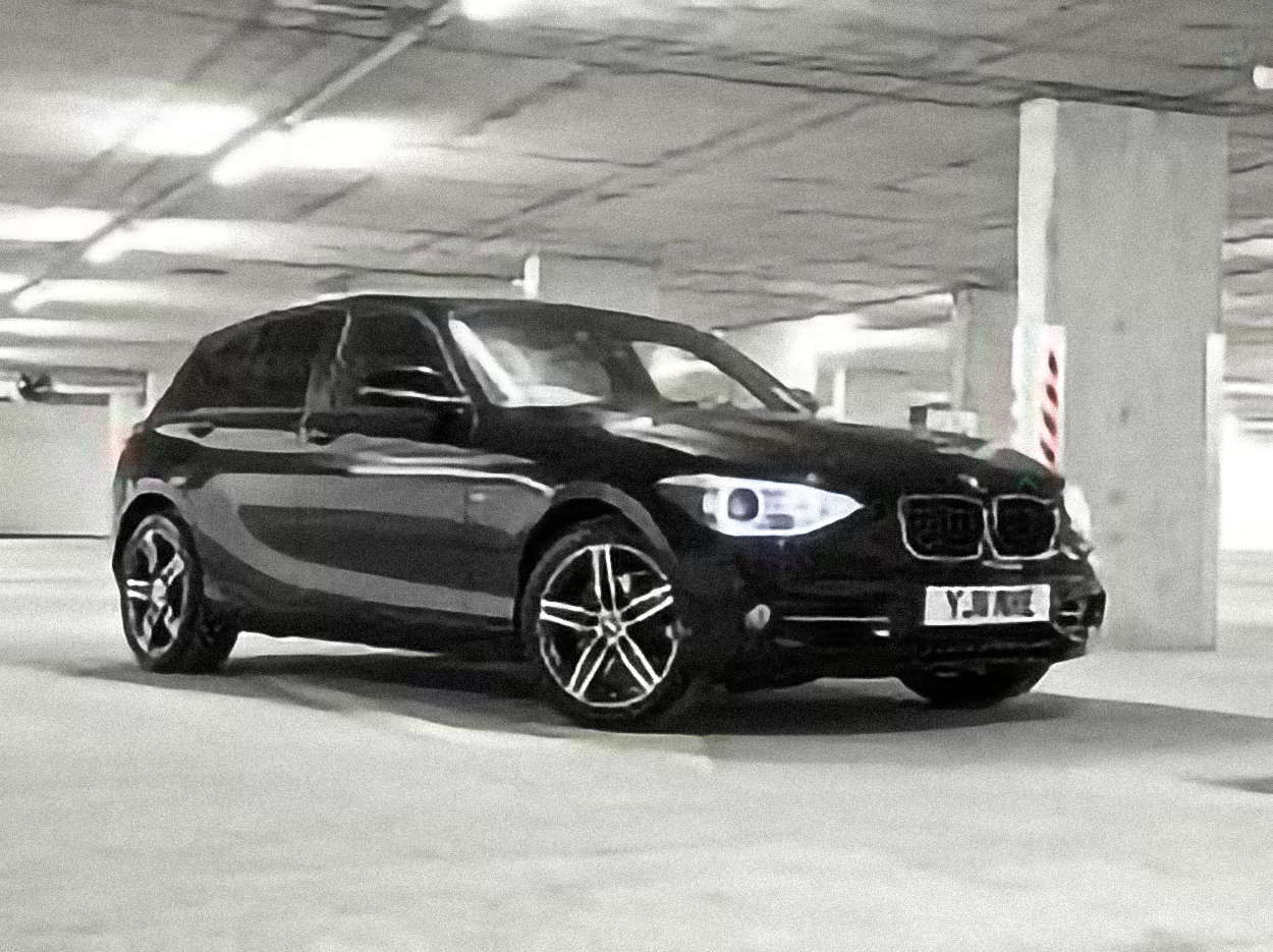 BMW 1 Series M Coupe – årsmodell 2012 i bild Bild på BMW 1 Series M Coupe – årsmodell 2012