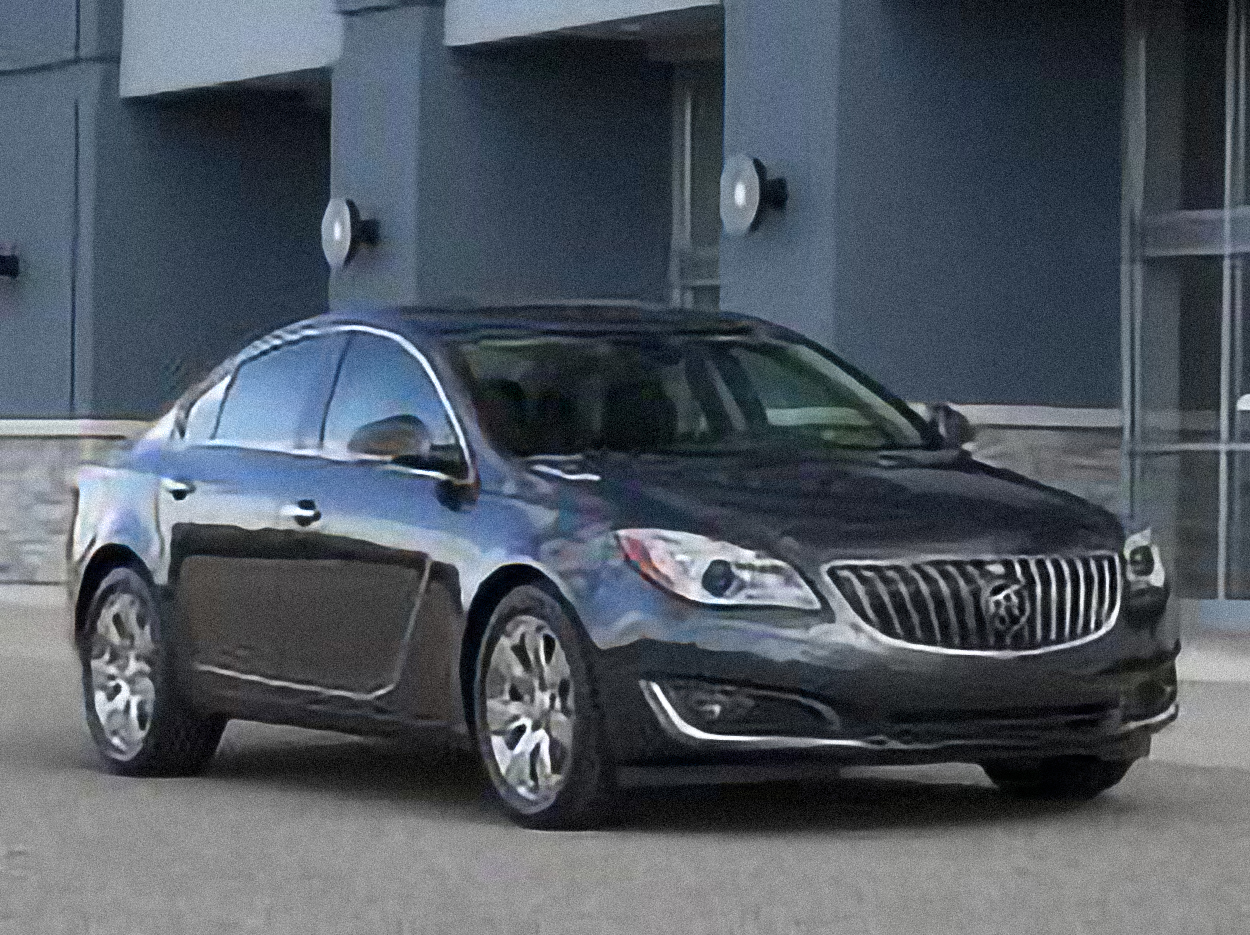 Buick Regal GS 4dr Sedan AWD (2.0L 4cyl Turbo 6A) – årsmodell 2016 i bild Bild på Buick Regal GS 4dr Sedan AWD (2.0L 4cyl Turbo 6A) – årsmodell 2016