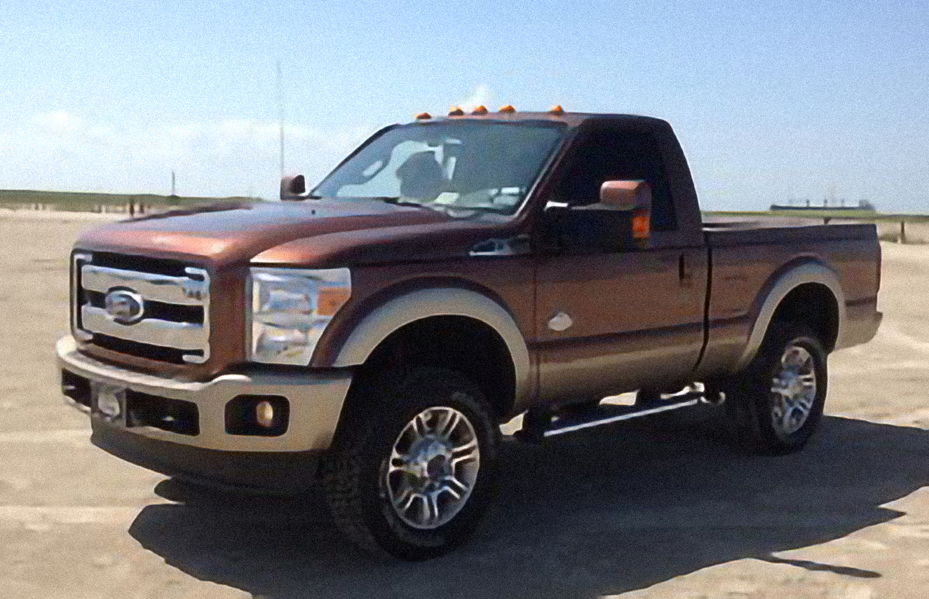 Ford F-250 Super Duty XL – årsmodell 2012 i bild Bild på Ford F-250 Super Duty XL – årsmodell 2012