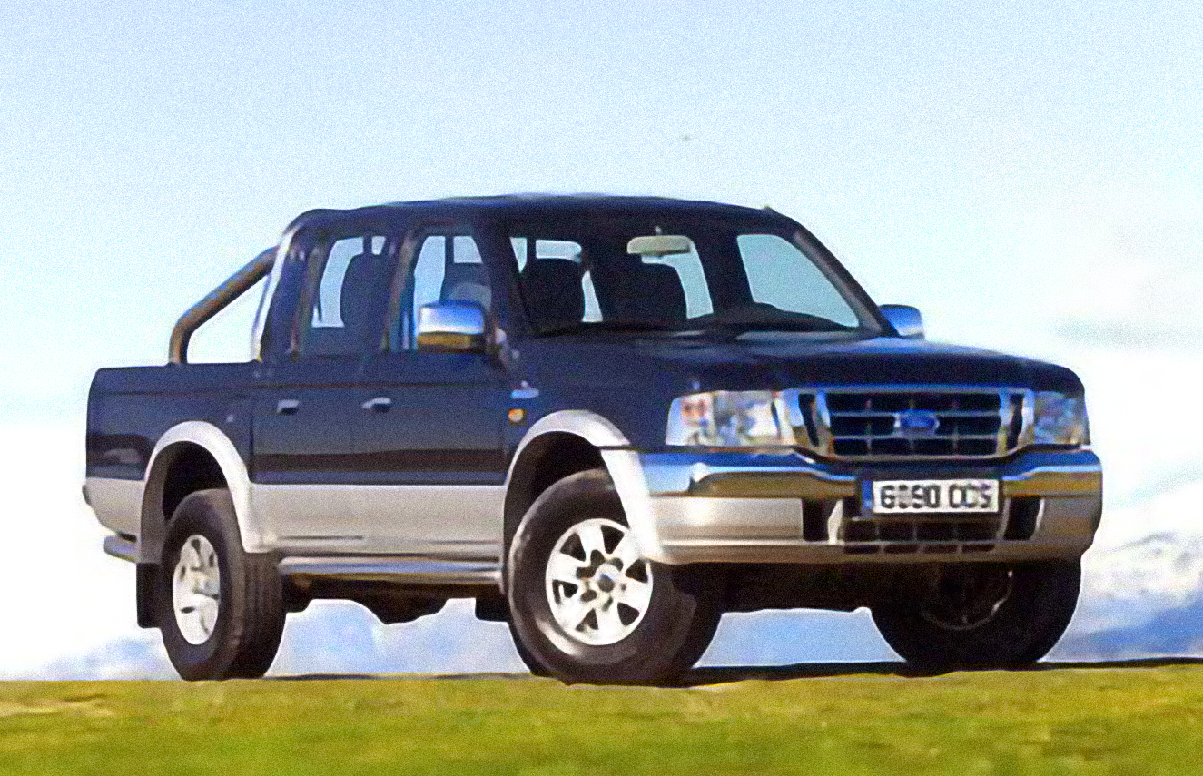 Ford Ranger 2500 TD D-Cab XLT 4×4 – årsmodell 2005 i bild Bild på Ford Ranger 2500 TD D-Cab XLT 4×4 – årsmodell 2005