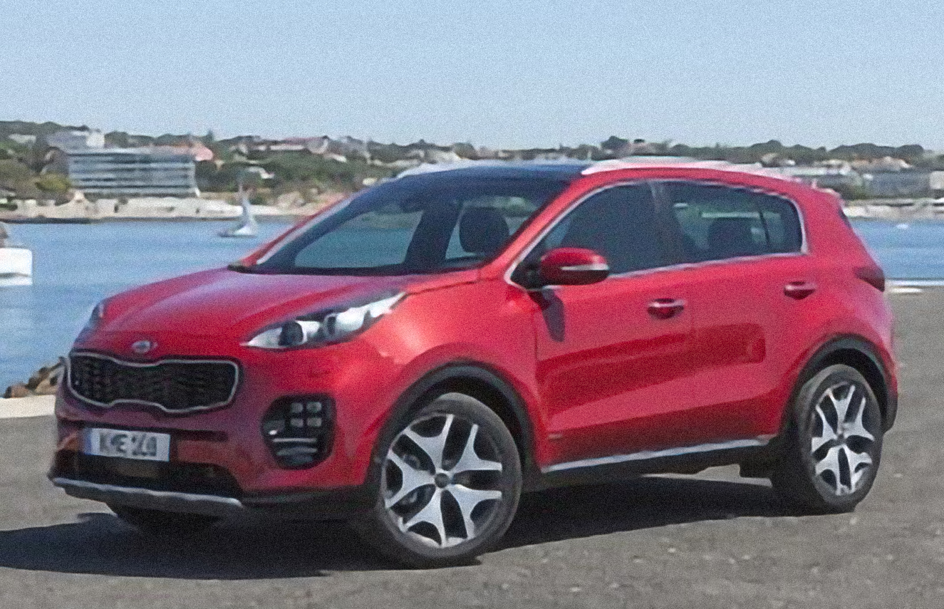 Kia Sportage EX 4dr SUV (2.4L 4cyl 6A) – årsmodell 2021 i bild Bild på Kia Sportage EX 4dr SUV (2.4L 4cyl 6A) – årsmodell 2021