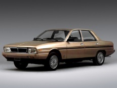 Lancia Gamma Automatic – årsmodell 1980 i bild Bild på Lancia Gamma Automatic – årsmodell 1980