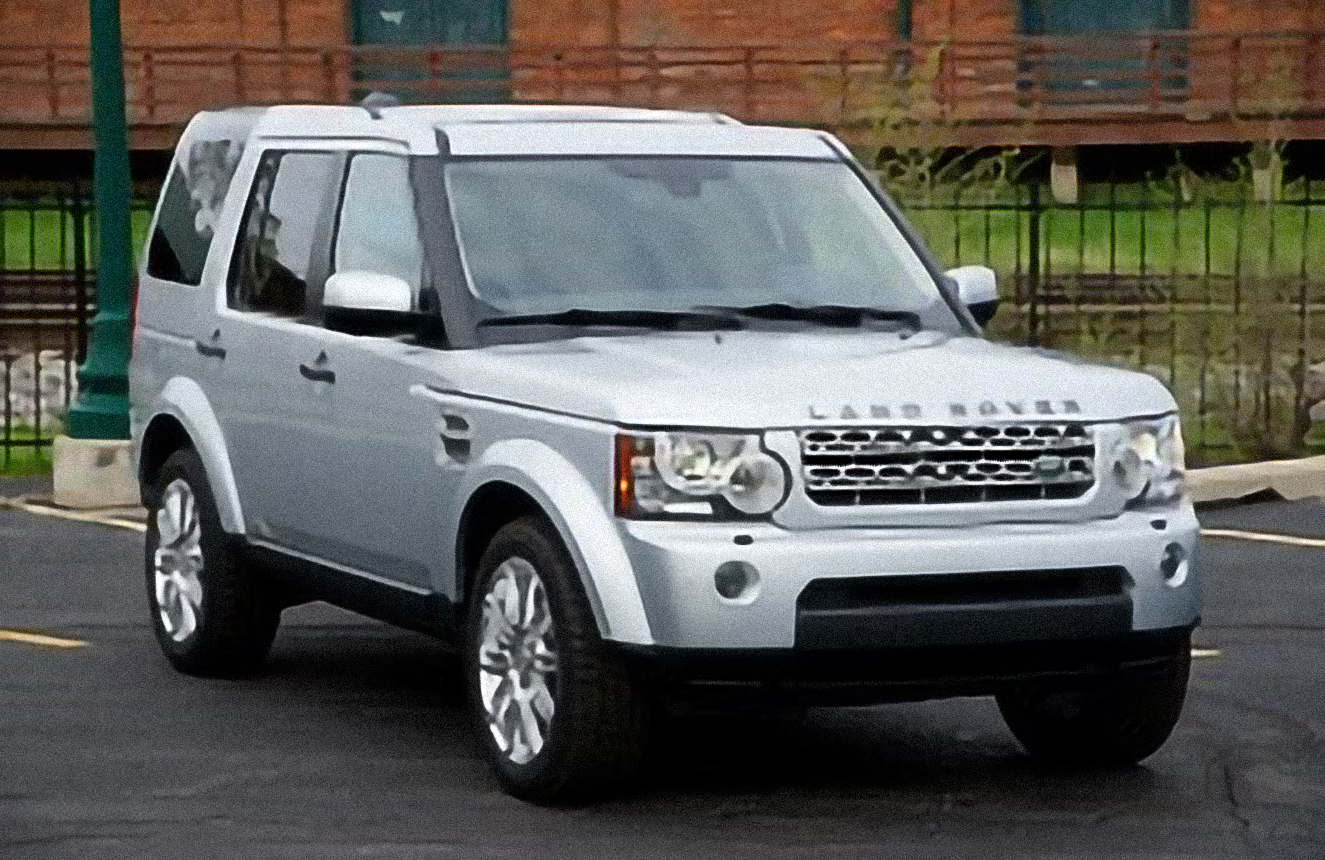Land Rover LR4 4dr SUV 4WD (3.0L 6cyl S/C 8A) – årsmodell 2014 i bild Bild på Land Rover LR4 4dr SUV 4WD (3.0L 6cyl S/C 8A) – årsmodell 2014