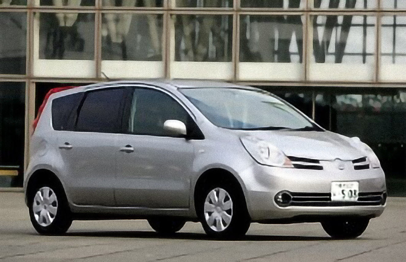 Nissan Note 1.5 DCi 70 – årsmodell 2007 i bild Bild på Nissan Note 1.5 DCi 70 – årsmodell 2007