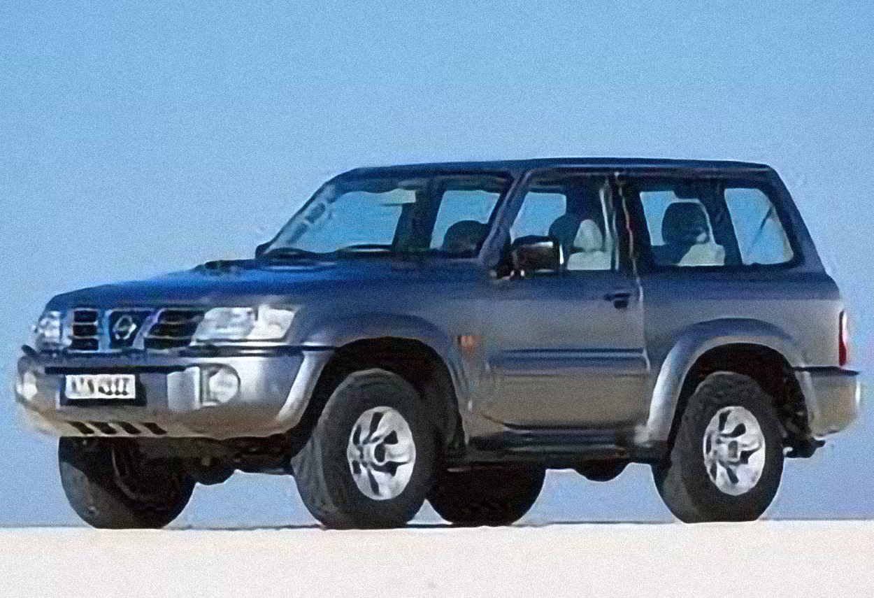 Nissan Patrol GR Wagon – årsmodell 1998 i bild Bild på Nissan Patrol GR Wagon – årsmodell 1998