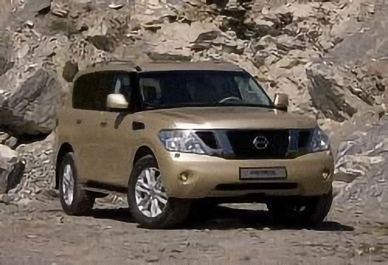 Nissan Patrol 4.8 – årsmodell 2012 i bild Bild på Nissan Patrol 4.8 – årsmodell 2012