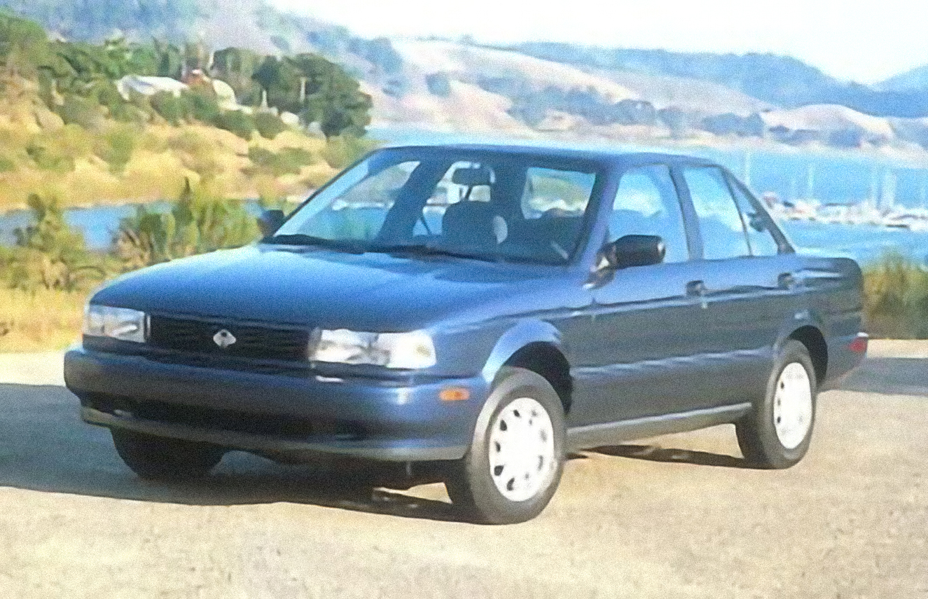 Nissan Sentra 1.6 – årsmodell 1994 i bild Bild på Nissan Sentra 1.6 – årsmodell 1994