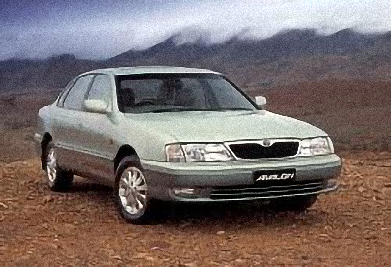Toyota Avalon – årsmodell 1999 i bild Bild på Toyota Avalon – årsmodell 1999